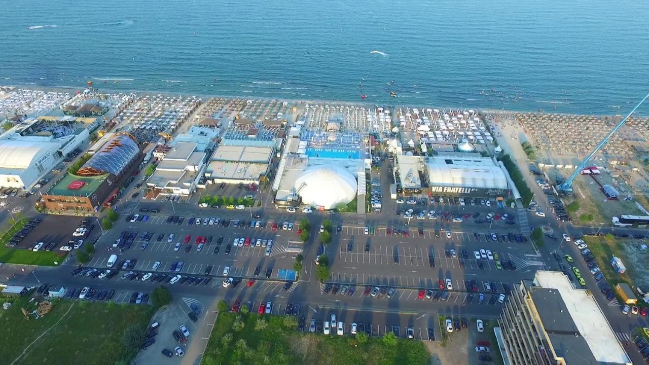 Aqua Vista Fratelli - Vedere Top La Mare Si Lac - Summerland Apartment Mamaia Exterior photo
